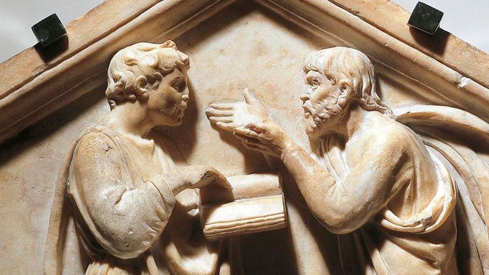 10 Must-Read Books For Anyone Interested In Philosophy