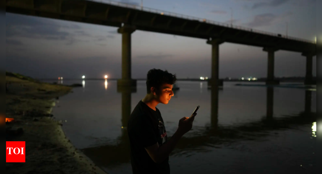 How to quit your smartphone addiction, guided by science