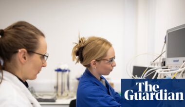 ‘Transformative’: the UK lab working on a way to halt genetic type of dementia | Dementia