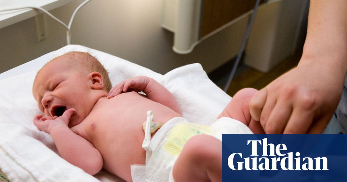 All babies in England to get DNA test to assess risk of diseases within 10 years | Genetics