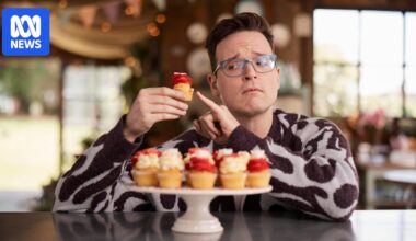 Chit Chat: Comedian Tom Walker on dog nipples, clown training and being the new Bake Off host