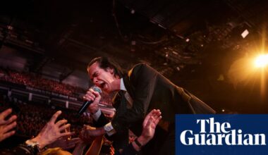Nick Cave fans swarm charity bookshop in UK after musician donates thousands of books | Nick Cave
