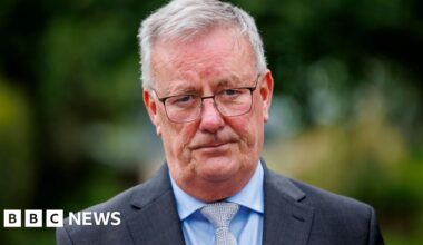 Minister asks health trust to pause hospital consultation