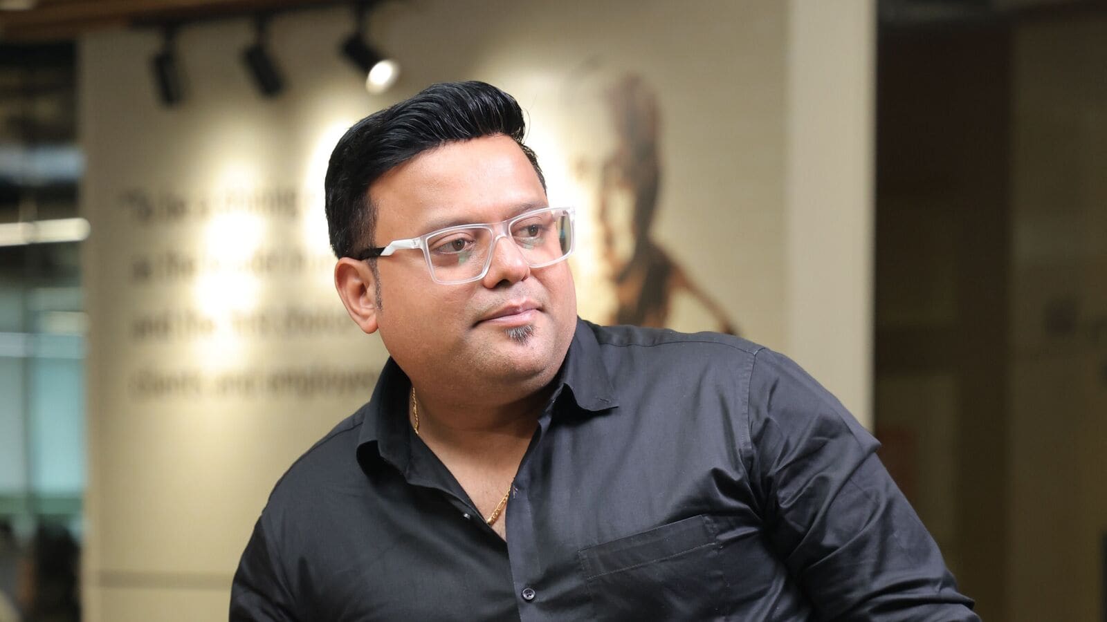 Stocks to buy under ₹200: Mehul Kothari of Anand Rathi recommends three shares to buy or sell on Monday - 21 July 2025