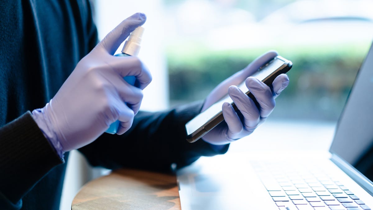 Don't Toss Your Old Smartphone. Turn It Into a Home Security Camera