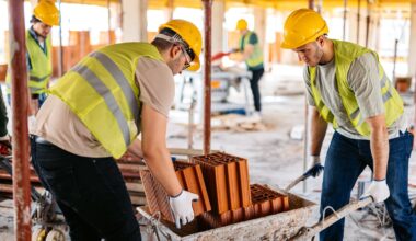 Number of people at work rises by 2.3% in Q2