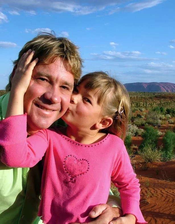  Steve Irwin poses with his daughter Bindi Irwin October 2, 2006