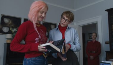 'Father Mother Sister Brother' Review: Jim Jarmusch's Family Triptych