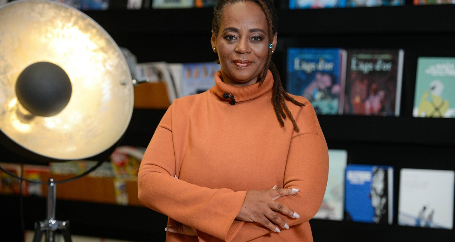 Pulling back the curtain – Winnipeg Free Press