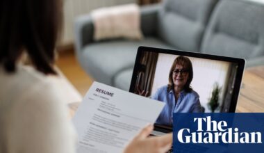 The $10,000 job search: why people are paying a small fortune to find work | Job hunting