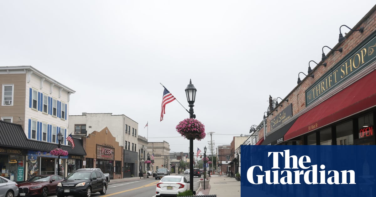 First the great migration, now the big hold: why workers are staying put | US small business