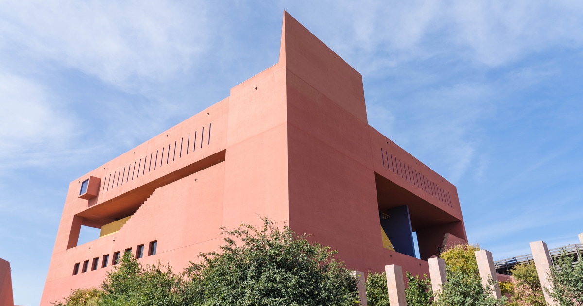 Library book returned after 82 years. Note says, 'Grandma won't be able to pay for it anymore'