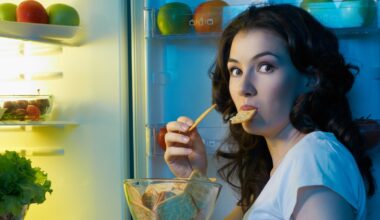 Late snacking again? Here’s what to eat