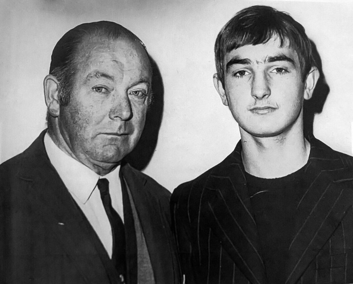 Renowned boxing timekeeper Bunny O’Hare (left) pictured with Fr Horgan’s Irish International Light-Welterweight Willie Byrd ahead of the latters departure to Zurich to take part in an U19 International Competition. Doug 