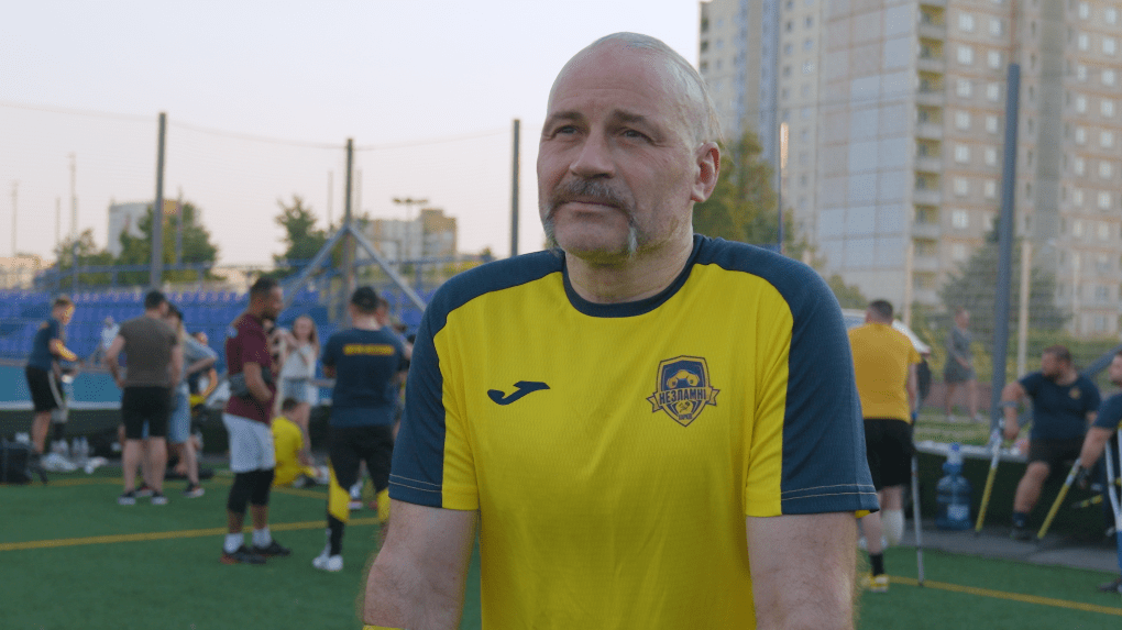 51 year-old Oleksandr was an artist before the full-scale invasion, he later joined the Territorial Defense Forces. (Photo: UNITED24 Media) 