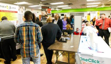 Veterans, civilians search for employment at job fair | News
