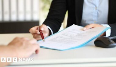 Student summer job hunting 'disheartening'