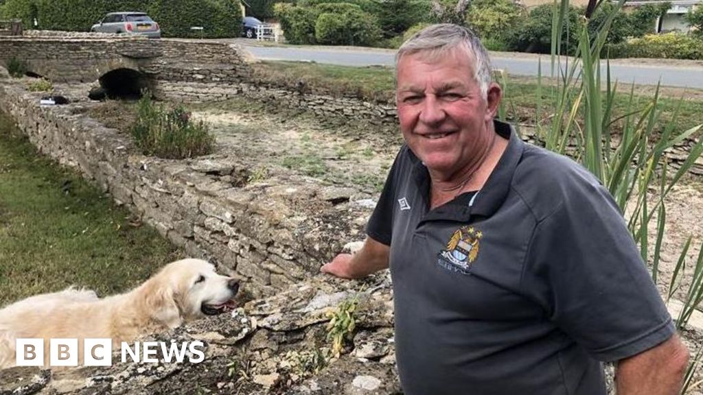 River Thames dries up just miles from Cotswolds source