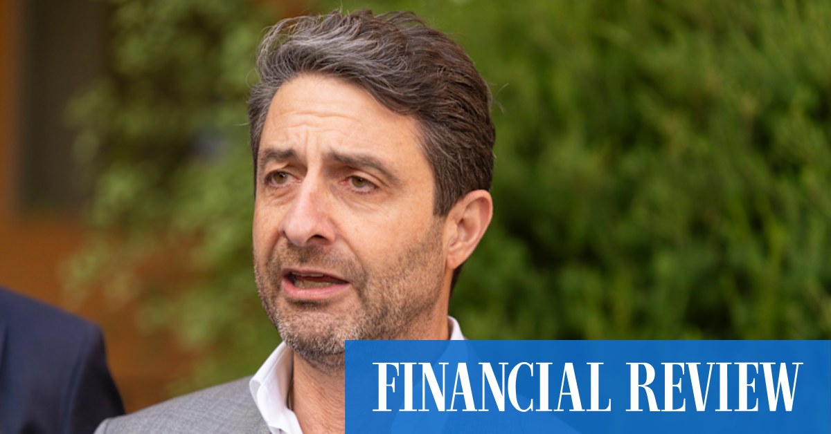 Healthscope suitors take their time with binding bids; PEP bankers up