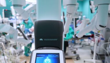 Relying on AI in colonoscopies risks eroding doctors’ skills, study warns – POLITICO