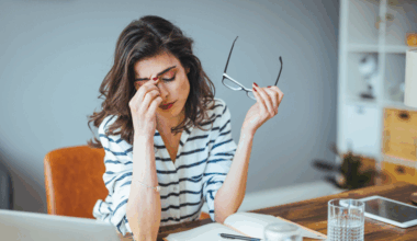 7 behaviors that seem normal but are secretly stress responses, according to psychology