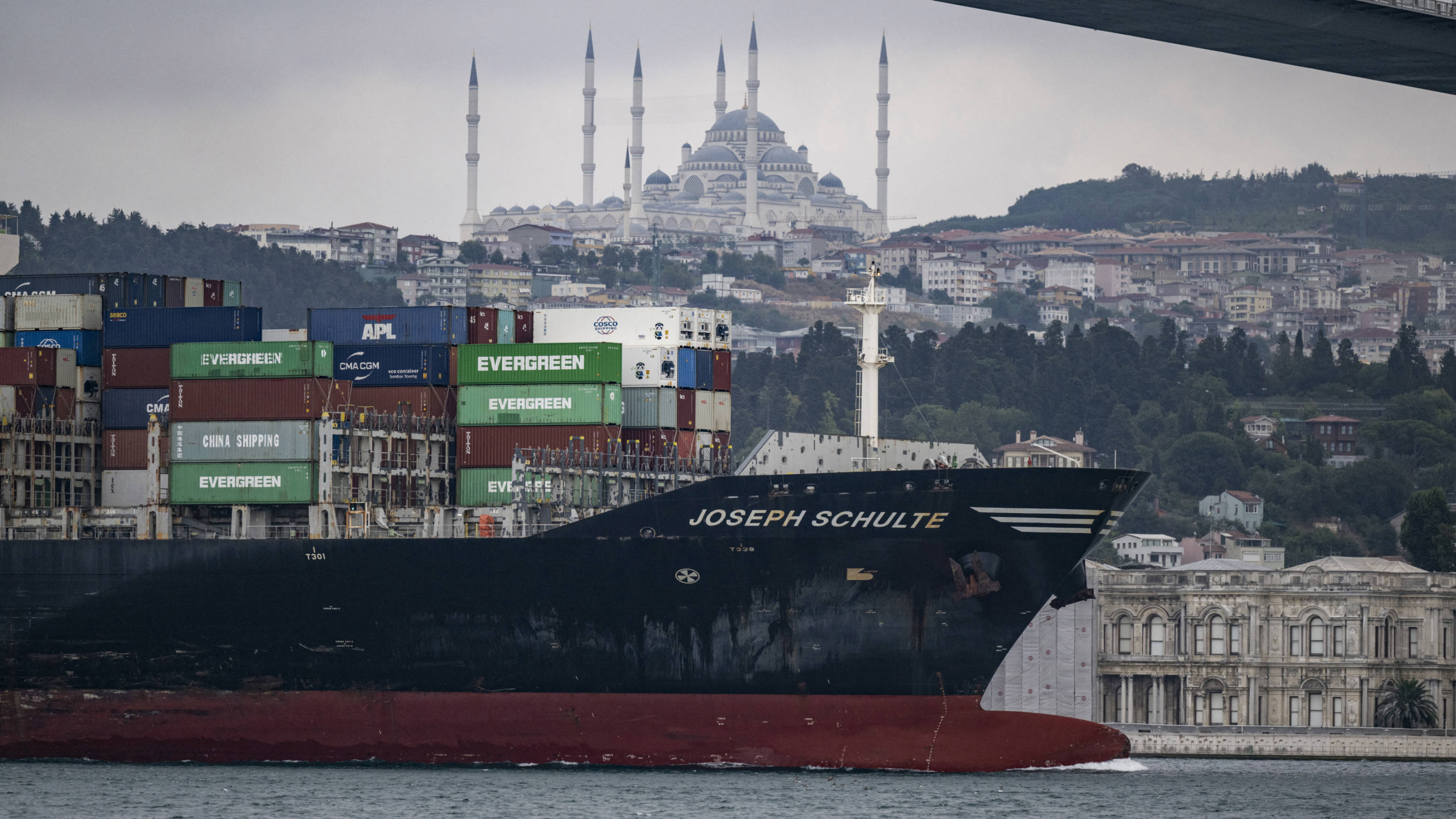 Container-ship-transits-bosphorus-istanbul-18aug23-afp