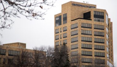 A photo of the UnitedHealth Group building in Minnesota.