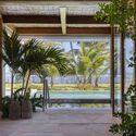 Coral House / Sidney Quintela Architecture + Urban Planning - Image 5 of 15