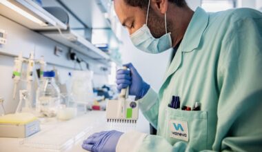 Pharmaceutical firm puts up adverse side effects warnings online, instead of inside medicine box