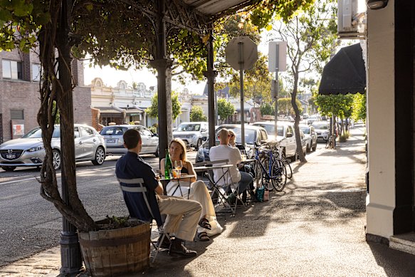 While it is close to the city, Brunswick’s tree-lined streets in inner Melbourne maintain a leafy connection. 
