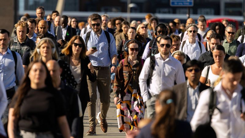 Both workers and employers can benefit from a four-day week, trial suggests