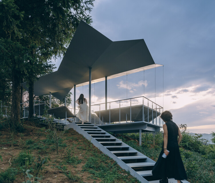 Half-Mountain Cloud Station / Qing Studio + Li Nu - Exterior Photography