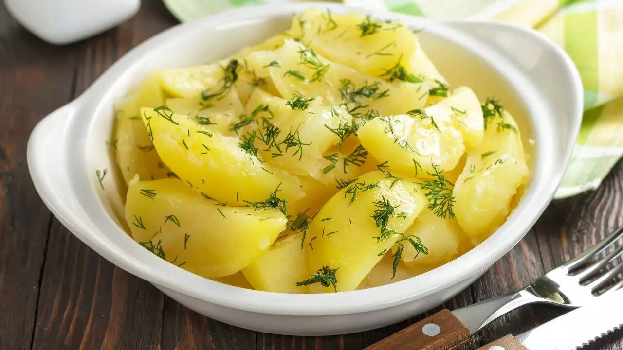 Health benefits of consuming boiled potatoes
