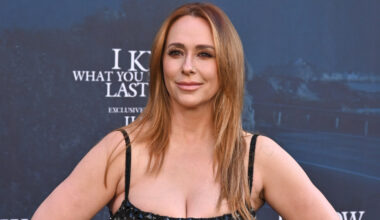 Jennifer Love Hewitt's Memoir On Mother-Daughter Bonds Deserves A Spot On Your TBR