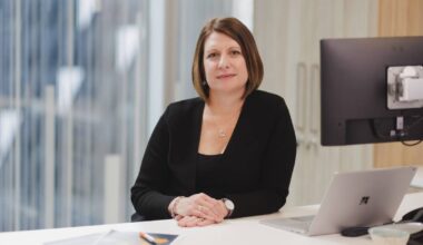 Mobile, internet providers failing on financial hardship rules | The Canberra Times