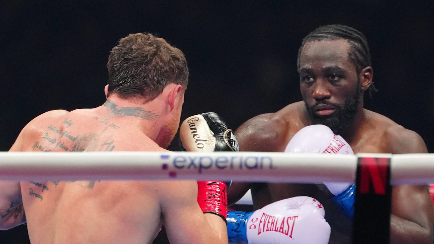 Terence Crawford’s Camp Gives Canelo Alvarez Rematch Prediction