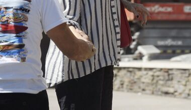 A beloved 90s actress was seen with what appeared to be apparent bruising on her face during a rare outing in Los Angeles this week