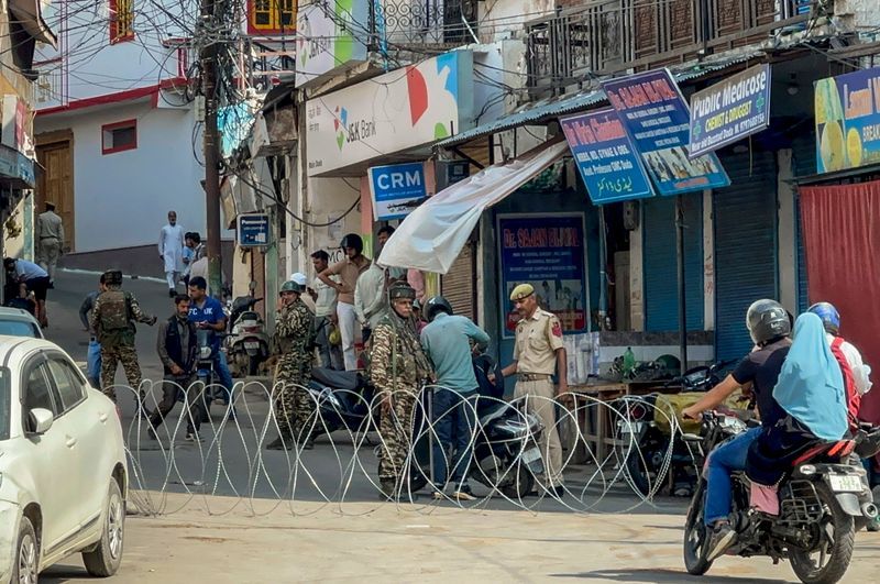 Broadband internet services restored after week-long suspension in J-K's Doda   