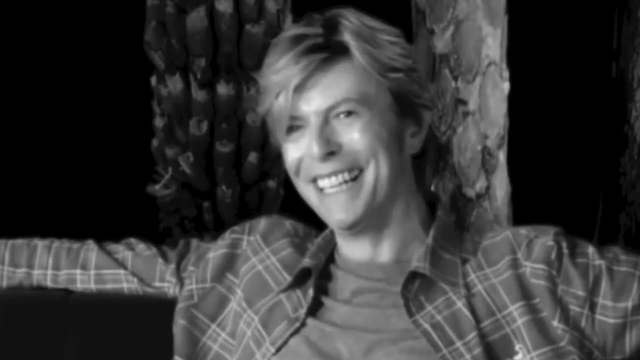 David Bowie On John Lennon - YouTube