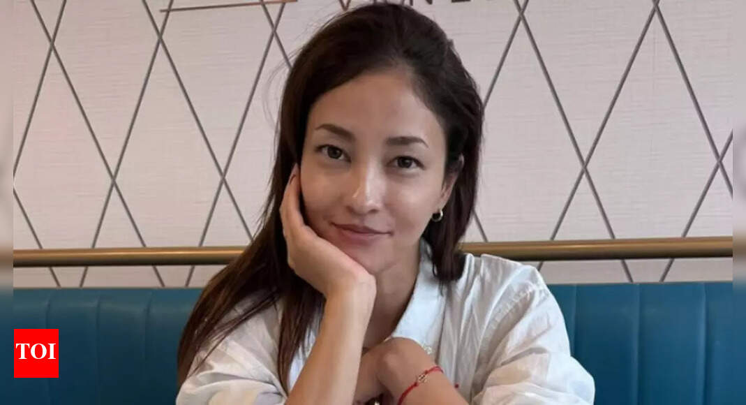 Kuroki Meisa spotted with 23-year-old MMA fighter sparking dating rumours |