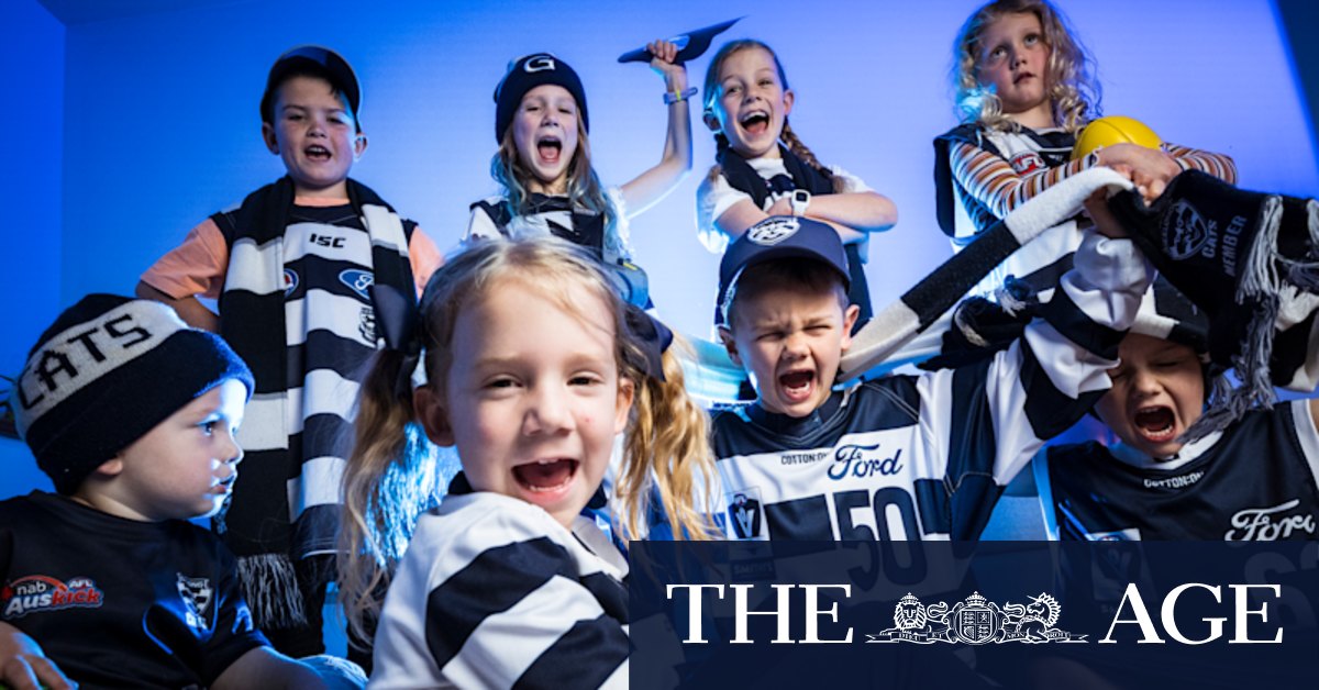 Geelong fans saturate city in blue and white ahead of AFL grand final