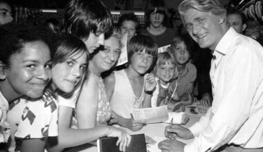 Norwich-born radio man Tom Edwards salutes Pete Murray