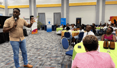 Professor warns of rising mental health risks linked to AI and social media