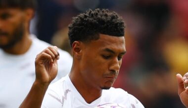 Howe rotates, Adingra + Elliott subs