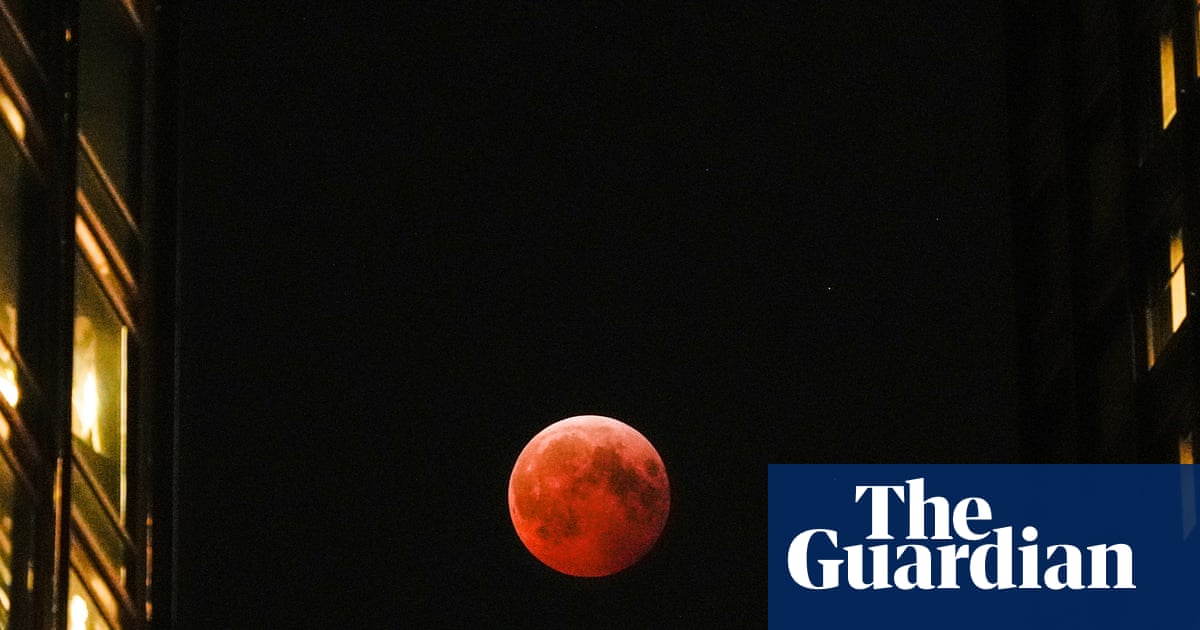 Rare total lunar eclipse ‘blood moon’ to be visible from UK | The moon