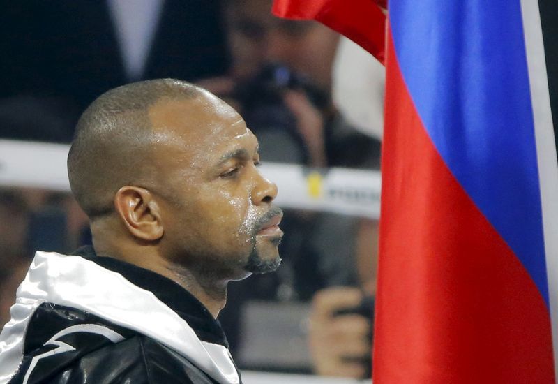 Boxing: Boxing-Roy Jones Jr gets 1988 Olympic gold medal from the man who beat him