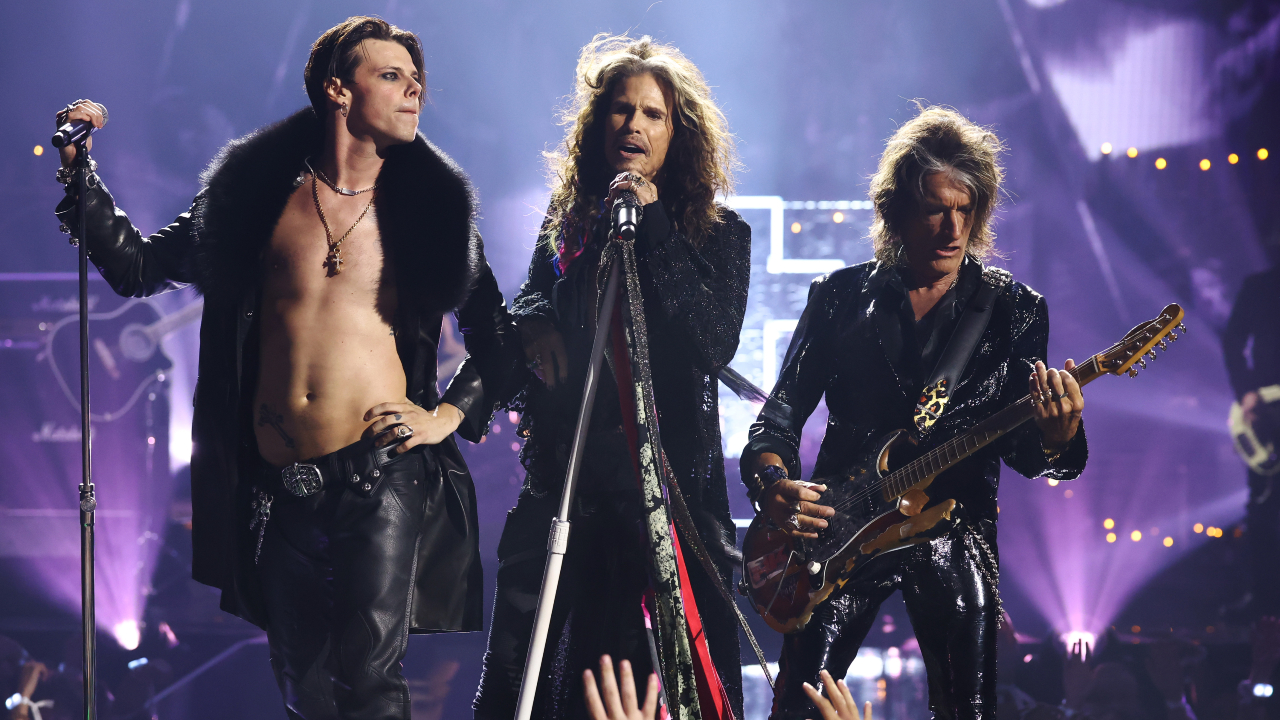 Yungblud and members of Aerosmith performing live in 2025