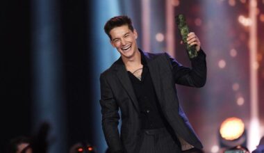 ‘One of the most incredible experiences of my life:’ Nanaimo singer wins pair of country music awards | NanaimoNewsNOW