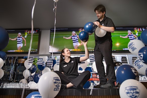 Cats fan Jordy May is preparing for a busy grand final night at the Sporting Globe Bar & Grill in Geelong. 