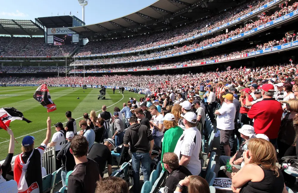 AFL at the MCG Neale Cousland / Shutterstock.com